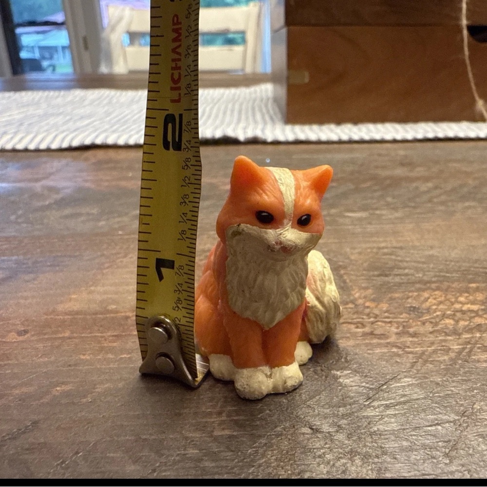 Fisher-Price Loving Family Dollhouse Sitting Orange Tabby Cat Kitten Figure Vtg